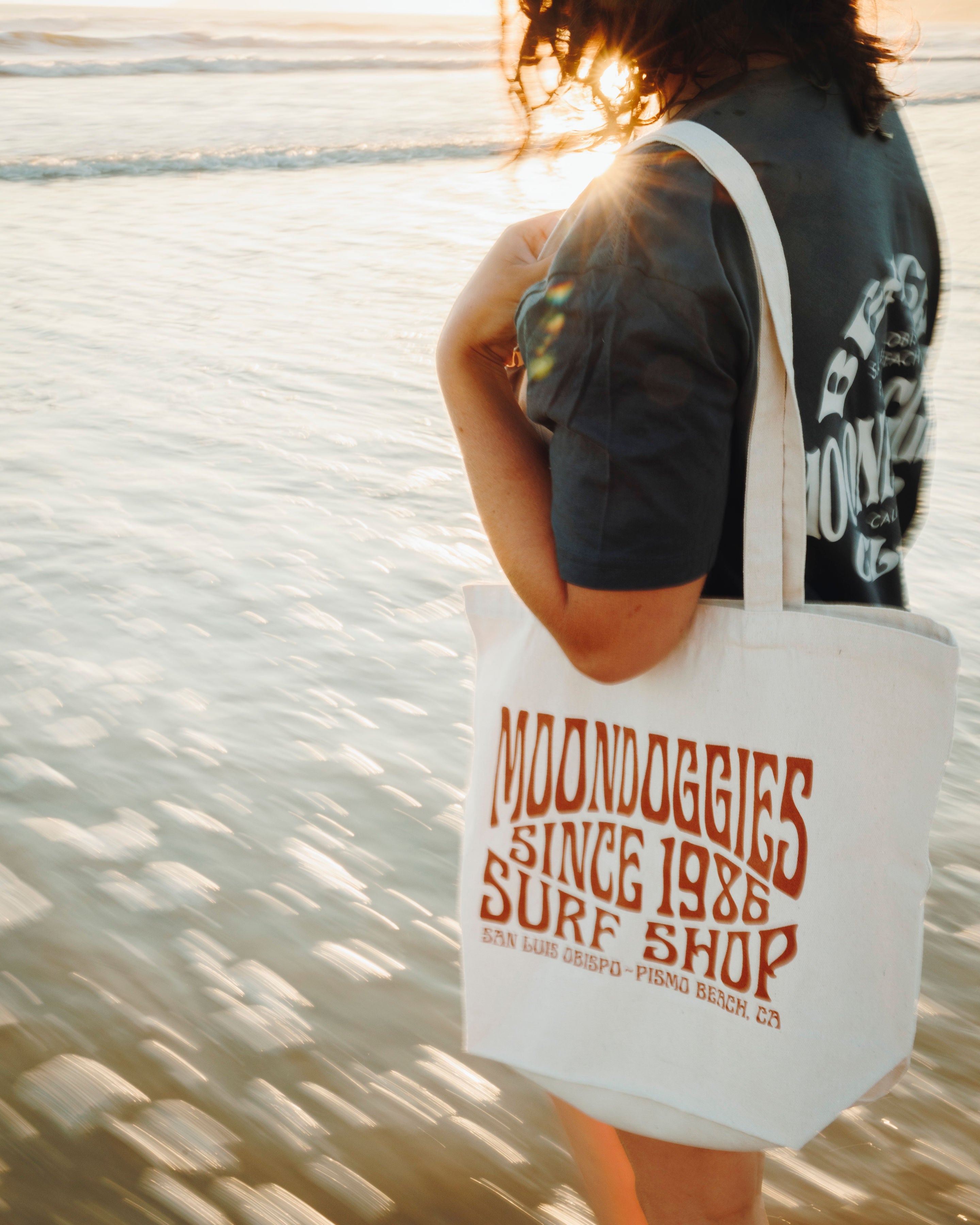 Moondoggies Beach Club